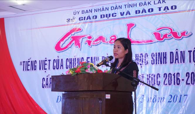 Bà Lê Thị Thanh Xuân - Phó Giám đốc Sở GDĐT phát biểu khai mạc