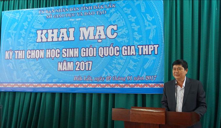 Ông Phạm Đăng Khoa- Giám đốc Sở GDĐT phát biểu tại buổi khai mạc Kỳ thi chọn học sinh giỏi quốc gia THPT năm 2017